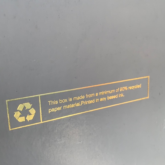 Marc Fisher Gift Wrap Packaging Shoe Box Storage - Picture 3 of 12